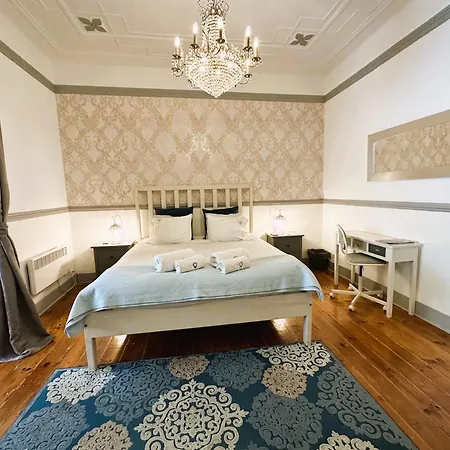 Estrela Charming By Host-point