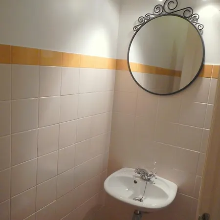 Estrela Charming By Host-point 3* Lizbona