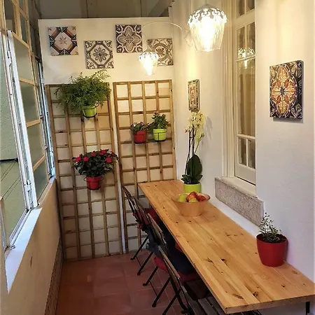Estrela Charming By Host-point Pensjonat