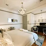 Estrela Charming By Host-point 3* Lizbona