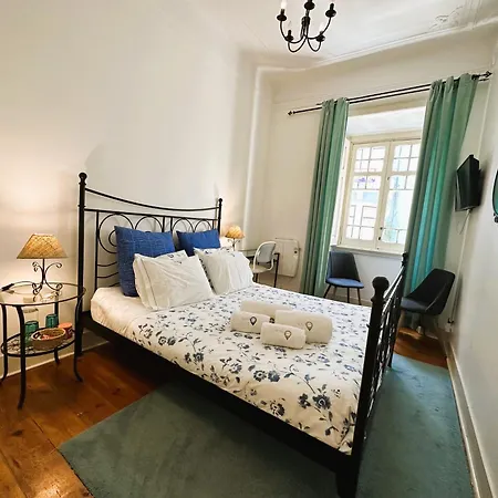 Estrela Charming By Host-point Pensjonat