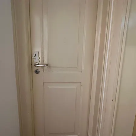 Estrela Charming By Host-point 3*