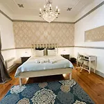 Estrela Charming